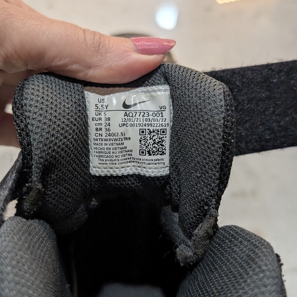 Nike Savage 2 Shark Black And White Football Fastflex Cleats Boys Size 5.5 - Picture 9 of 9